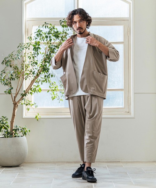 Magine（マージン）の「mj11379- Pinstripe TR Stretch Lapel Less Relax Fit Seven Sleeve Jacket 7分袖ラペルレスジャケット(MGN-261-006)（ノーカラージャケット・メンズ・ブラック/グレイッシュベージュ/ミックスグレー・48/46/44）」の14枚目の写真