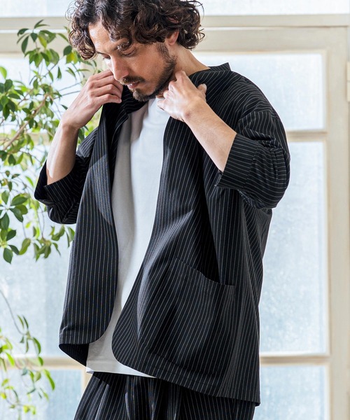 Magine（マージン）の「mj11379- Pinstripe TR Stretch Lapel Less Relax Fit Seven Sleeve Jacket 7分袖ラペルレスジャケット(MGN-261-006)（ノーカラージャケット・メンズ・ブラック/グレイッシュベージュ/ミックスグレー・48/46/44）」の16枚目の写真