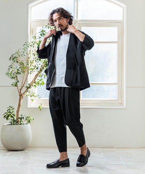 Magine（マージン）の「mj11379- Pinstripe TR Stretch Lapel Less Relax Fit Seven Sleeve Jacket 7分袖ラペルレスジャケット(MGN-261-006)（ノーカラージャケット・メンズ・ブラック/グレイッシュベージュ/ミックスグレー・48/46/44）」の19枚目の写真