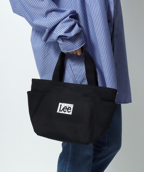 Lee（リー）の「2026SS Lee/リー  バンダナ柄 ミニキャンバス ロゴトートバック ランチバック（トートバッグ・レディース・ブラック/オフホワイト・FREE）」の2枚目の写真