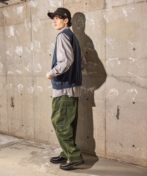 niko and...（ニコアンド）の「カレッジロゴリバーシブルベスト（ベスト・メンズ・ネイビー/グリーン/ブラック・MEDIUM/LARGE）」の9枚目の写真