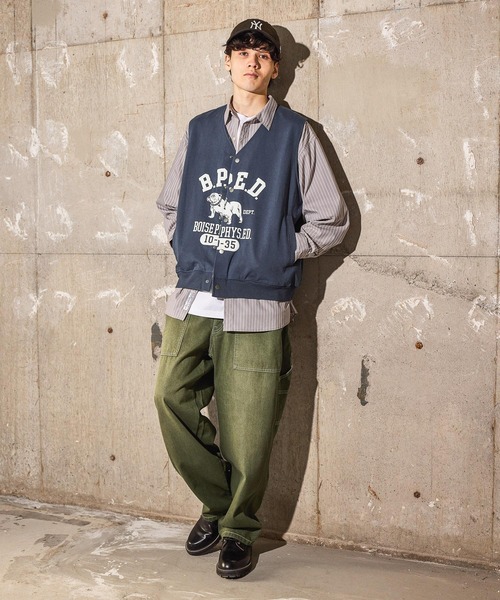 niko and...（ニコアンド）の「カレッジロゴリバーシブルベスト（ベスト・メンズ・ネイビー/グリーン/ブラック・MEDIUM/LARGE）」の13枚目の写真