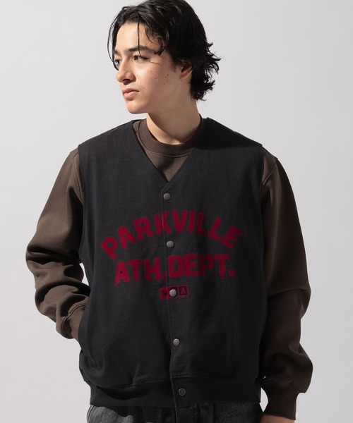 niko and...（ニコアンド）の「カレッジロゴリバーシブルベスト（ベスト・メンズ・ネイビー/グリーン/ブラック・MEDIUM/LARGE）」の15枚目の写真