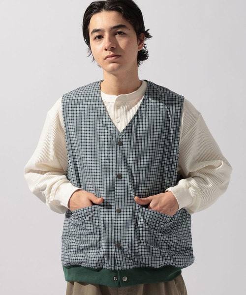 niko and...（ニコアンド）の「カレッジロゴリバーシブルベスト（ベスト・メンズ・ネイビー/グリーン/ブラック・MEDIUM/LARGE）」の20枚目の写真