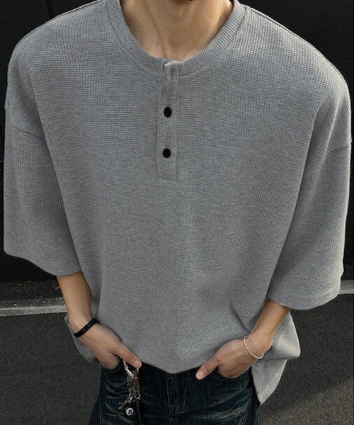 Ressaca(レサーカ)の「オーバーサイズヘンリーネックTシャツ(Tシャツ/カットソー・メンズ・ブラック/ホワイト/グレー・L/M/XL)」の7枚目の写真