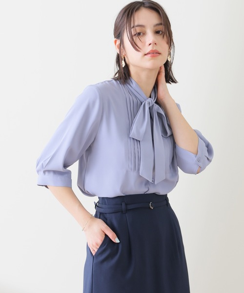 GLACIER lusso(グラシアルッソ)の「6分袖ボウタイブラウス(シャツ/ブラウス・レディース・ネイビー/アイボリー/グレイッシュベージュ/グレイッシュブルー・L/LL/M/S)」の17枚目の写真