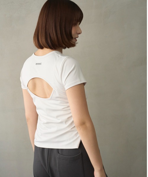 emmi(エミ)の「バックデザインTシャツ/UVカット(Tシャツ/カットソー・レディース・ホワイト/ミント/ブラック・F)」の1枚目の写真