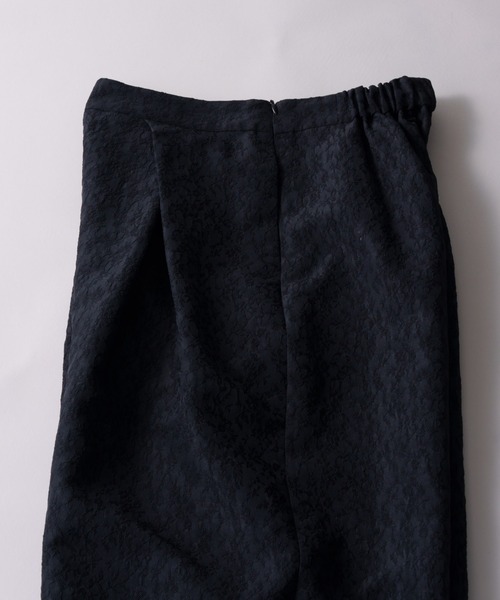 WHYTO.(ホワイト)の「「WHYTO. / ホワイト」ジャカードタックトラウザー(その他パンツ・レディース・ブラック/グレイッシュベージュ/ネイビー・36/38)」の22枚目の写真
