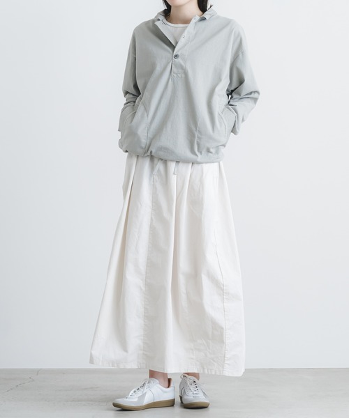 quadro(クオドロ)の「BDドライ度詰め天竺布帛コンビ衿付きP/O(Tシャツ/カットソー・レディース・グレー/キナリ/ダークネイビー/ライトグレー・FREE)」の22枚目の写真