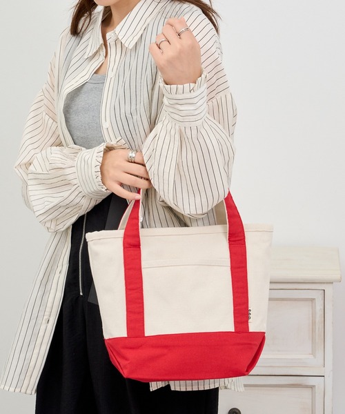 A by MAGASIN DE MODE（エーバイマガジンデモード）の「【A by MAGASIN DE MODE】e.e.p.デミトート SNBD（トートバッグ・レディース・ブルー/ブラック/レッド・FREE）」の3枚目の写真