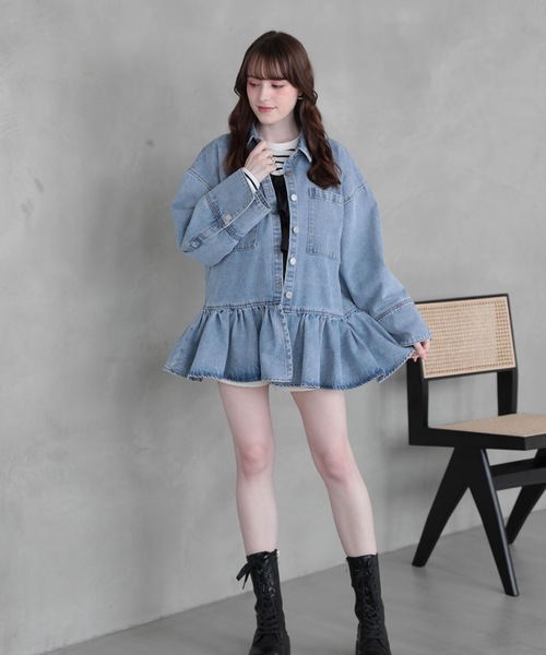 M y u(ミュー)の「FRILL OVER DENIM SHIRT(シャツ/ブラウス・レディース・ブルー・FREE)」の14枚目の写真