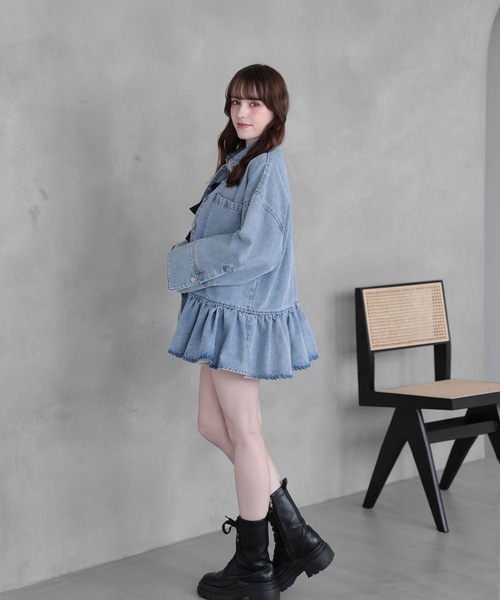M y u(ミュー)の「FRILL OVER DENIM SHIRT(シャツ/ブラウス・レディース・ブルー・FREE)」の16枚目の写真