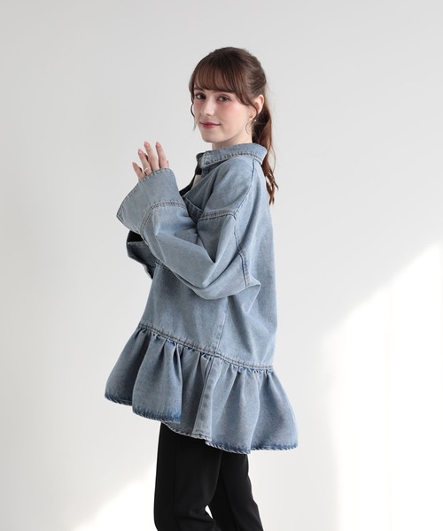 M y u(ミュー)の「FRILL OVER DENIM SHIRT(シャツ/ブラウス・レディース・ブルー・FREE)」の19枚目の写真