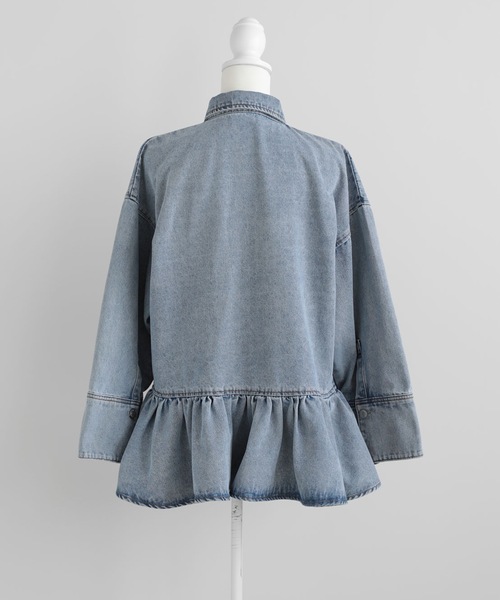 M y u(ミュー)の「FRILL OVER DENIM SHIRT(シャツ/ブラウス・レディース・ブルー・FREE)」の5枚目の写真