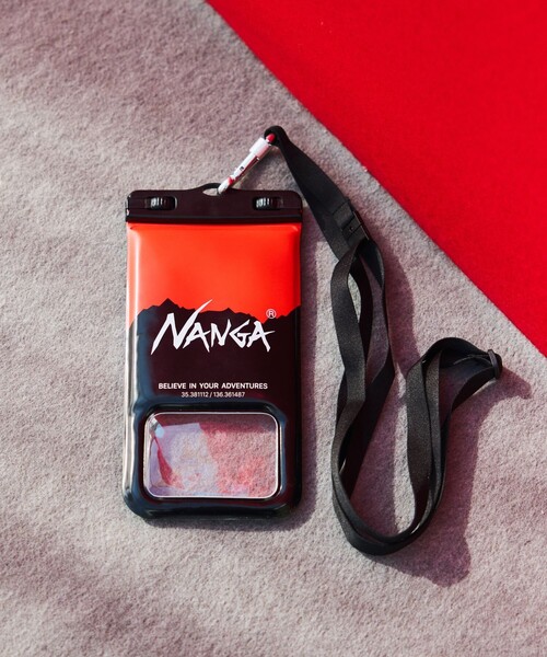 NANGA（ナンガ）の「NANGA × FREAK'S STORE/ナンガ × フリークスストア 別注 FLOATING PHONE PROTECT CASE フローティング フォーンプロテクト ケース（スマホケース/カバー・メンズ・ブラック・ONE SIZE）」の13枚目の写真