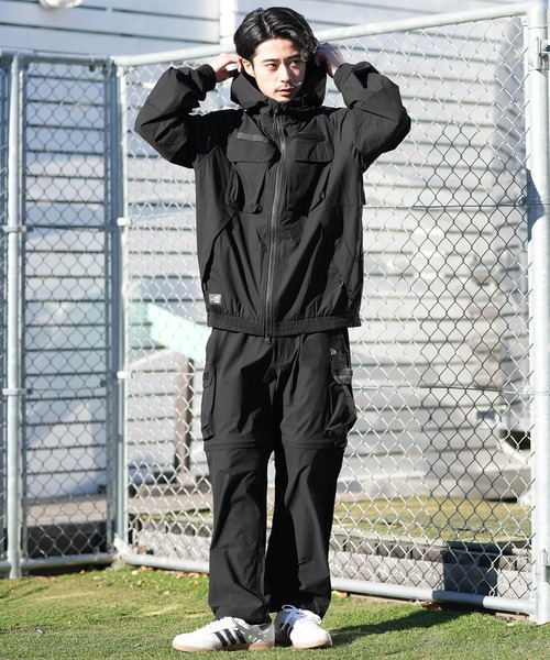 NEW ERA（ニューエラ）の「NEW ERA/ニューエラ ロングパンツ ハーフパンツ 2way ユーティリティー フィールド トラックパンツ Utility Field Track Pants セットアップ対応 14774246（その他パンツ・メンズ・ブラック・M/L/XL/XXL）」の5枚目の写真