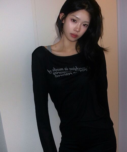 ALKI ALKA(アルキアルカ)の「Sheer Long Sleeve (Black)(Tシャツ/カットソー・レディース・ブラック・MEDIUM/SMALL)」の10枚目の写真