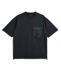 TAION（タイオン）の「【TAION(タイオン)】〈ユニセックス〉ノンダウン マウンテン フラップポケット Tシャツ（Tシャツ/カットソー）」