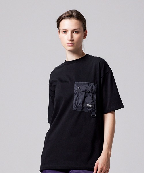 TAION(タイオン)の「【TAION(タイオン)】〈ユニセックス〉ノンダウン マウンテン フラップポケット Tシャツ(Tシャツ/カットソー・メンズ・ダークグリーン/マスタード/ブラック系その他7/ホワイト/ダークネイビー/その他6/ダークオリーブ/ダークパープル/カーキ・M/S/XL/L/2XL)」の10枚目の写真