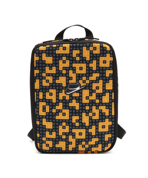 atmos pink(アトモスピンク)の「NIKE X LEGO COL SHOEBOX BAG / ナイキ X レゴ COL シューズボックス バッグ 【SP】(ショルダーバッグ・メンズ・イエロー・ONE SIZE)」の2枚目の写真
