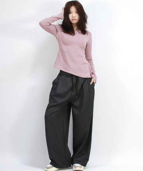 DEMARC(ドゥマーク)の「Pin Stripe Slacks Semi-Wide One-Tuck Pants(スラックス・レディース・チャコール・LARGE/MEDIUM)」の8枚目の写真