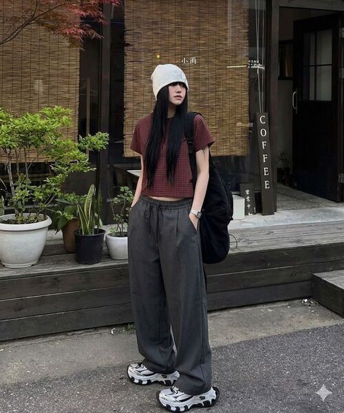 DEMARC(ドゥマーク)の「Pin Stripe Slacks Semi-Wide One-Tuck Pants(スラックス・レディース・チャコール・LARGE/MEDIUM)」の15枚目の写真