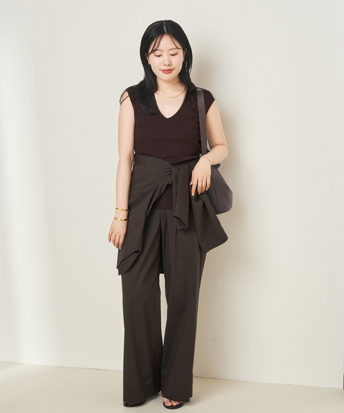 plage（プラージュ）の「LE PETIT PULLE / ル プティ プレ 別注 VN SLEEVLESS プルオーバー（ニット/セーター・レディース・ブラウン系その他/ライトグレー・FREE）」の4枚目の写真