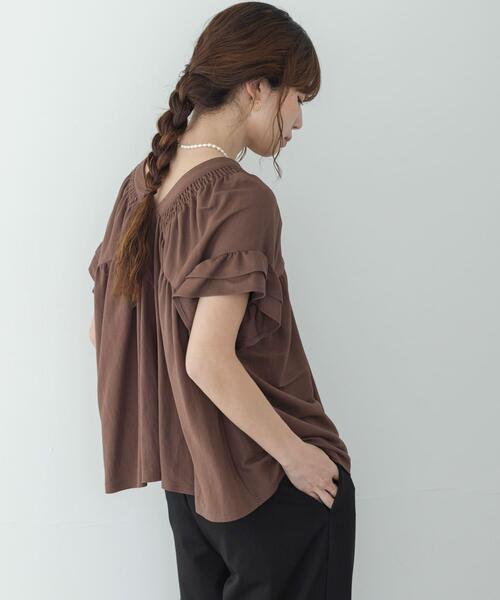 URBAN RESEARCH Sonny Label(アーバンリサーチサニーレーベル)の「シャーリングフリルスリーブプルオーバー(Tシャツ/カットソー・レディース・ブラック/ベージュ/ブラウン・FREE)」の15枚目の写真