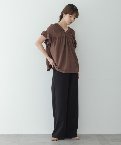 URBAN RESEARCH Sonny Label（アーバンリサーチサニーレーベル）の「シャーリングフリルスリーブプルオーバー（シャツ/ブラウス・レディース・ブラック/ベージュ/ブラウン・FREE）」の16枚目の写真