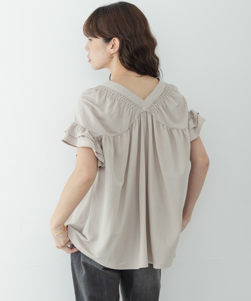 URBAN RESEARCH Sonny Label（アーバンリサーチサニーレーベル）の「シャーリングフリルスリーブプルオーバー（シャツ/ブラウス・レディース・ブラック/ベージュ/ブラウン・FREE）」の22枚目の写真