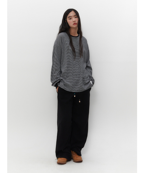 TUOMIO（トゥオミオ）の「OVERSIZED STRIPE LONG SLEEVES [BLACK]（Tシャツ/カットソー・レディース・その他・1/2）」の6枚目の写真