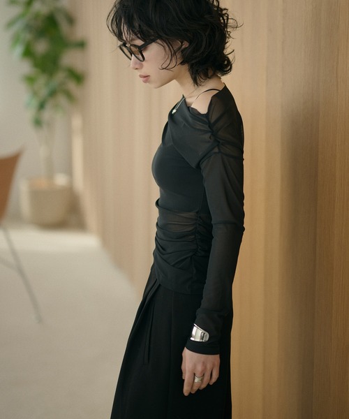 LAULEN（ローレン）の「sheer side gather drape tops /シアーサイドギャザードレープトップス（Tシャツ/カットソー・レディース・アイボリー/ブラック・FREE）」の20枚目の写真
