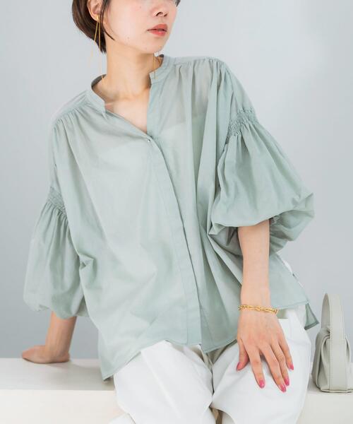 URBAN RESEARCH ROSSO WOMEN(アーバンリサーチ ロッソ)の「『WEB限定』コットンボイルバルーンスリーブブラウス(シャツ/ブラウス・レディース・ミント/グレー系その他/ブラック・FREE)」の1枚目の写真