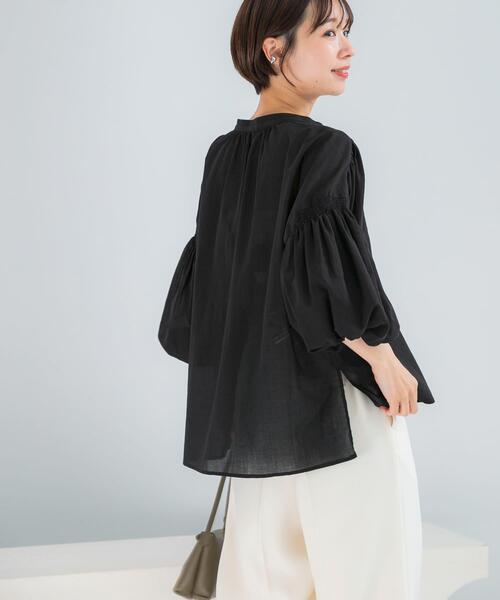 URBAN RESEARCH ROSSO WOMEN(アーバンリサーチ ロッソ)の「『WEB限定』コットンボイルバルーンスリーブブラウス(シャツ/ブラウス・レディース・ミント/グレー系その他/ブラック・FREE)」の9枚目の写真