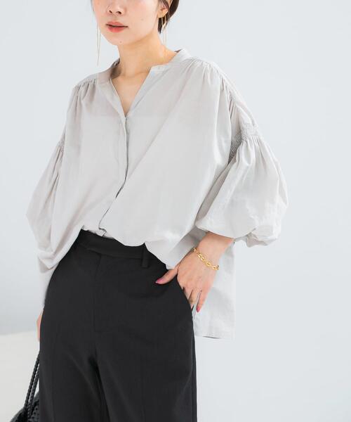 URBAN RESEARCH ROSSO WOMEN(アーバンリサーチ ロッソ)の「『WEB限定』コットンボイルバルーンスリーブブラウス(シャツ/ブラウス・レディース・ミント/グレー系その他/ブラック・FREE)」の16枚目の写真