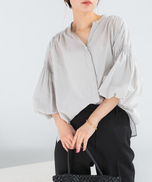 URBAN RESEARCH ROSSO WOMEN(アーバンリサーチ ロッソ)の「『WEB限定』コットンボイルバルーンスリーブブラウス(シャツ/ブラウス・レディース・ミント/グレー系その他/ブラック・FREE)」の17枚目の写真
