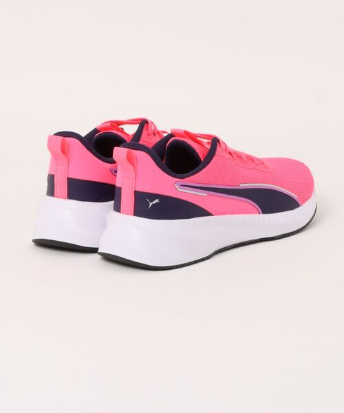 PUMA(プーマ)の「PUMA プーマ FLYER LITE 3【軽量】メンズスニーカー ランニングシューズ(フライヤーライト3) 310797 36 ピュアピンク/ディーププラム/プーマシルバー(スニーカー・メンズ・ピンク・25.5cm/26.0cm/26.5cm/27.0cm/27.5cm/28.0cm/28.5cm/29.0cm)」の2枚目の写真