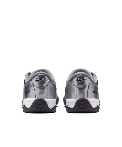 NIKE(ナイキ)の「ナイキ T90 SP メンズシューズ / Nike T90 SP Men's Shoes HJ9351-002 Metallic Silver(スニーカー・メンズ・シルバー・30/29/28.5/25.5/25/24.5/24/28/27.5/27/26.5/26/29.5)」の11枚目の写真