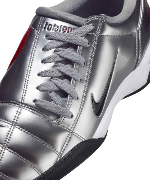 NIKE(ナイキ)の「ナイキ T90 SP メンズシューズ / Nike T90 SP Men's Shoes HJ9351-002 Metallic Silver(スニーカー・メンズ・シルバー・30/29/28.5/25.5/25/24.5/24/28/27.5/27/26.5/26/29.5)」の12枚目の写真
