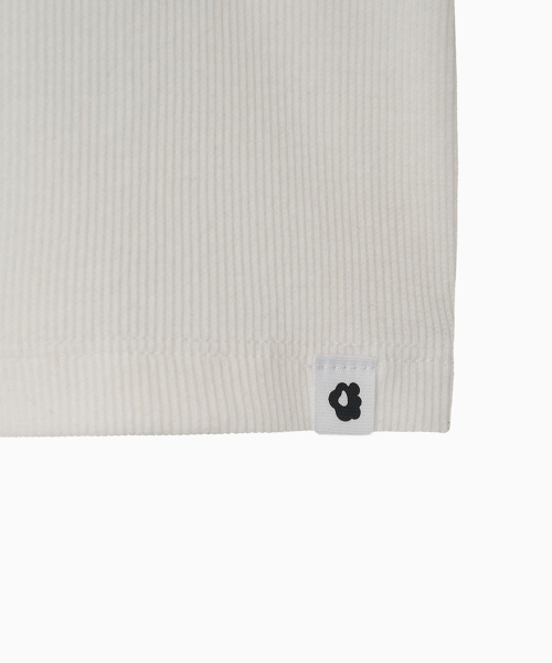 OHESHIO(オヘシオ)の「BASIC SLIM RIBBED T-SHIRT, WHITE(Tシャツ/カットソー・レディース・その他・FREE)」の4枚目の写真