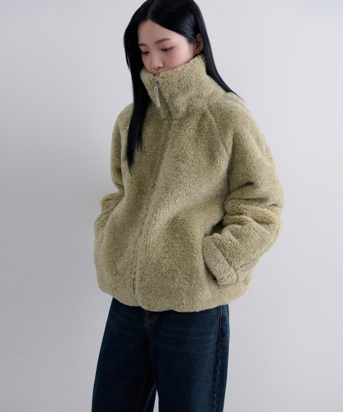 MUSINSA STANDARD WOMAN（ムシンサスタンダードウーマン）の「ウィメンズオーバーサイズテディフリースハイネックジップアップジャケット[セージ]（その他アウター・レディース・その他・X-SMALL/LARGE/MEDIUM/SMALL）」の9枚目の写真