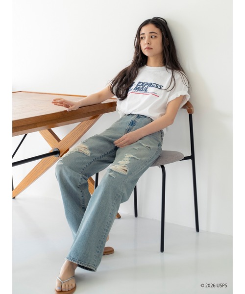 Ungrid(アングリッド)の「USPS 別注ロゴTee(Tシャツ/カットソー・レディース・レッド/ライトグレー/オフホワイト・FREE)」の4枚目の写真