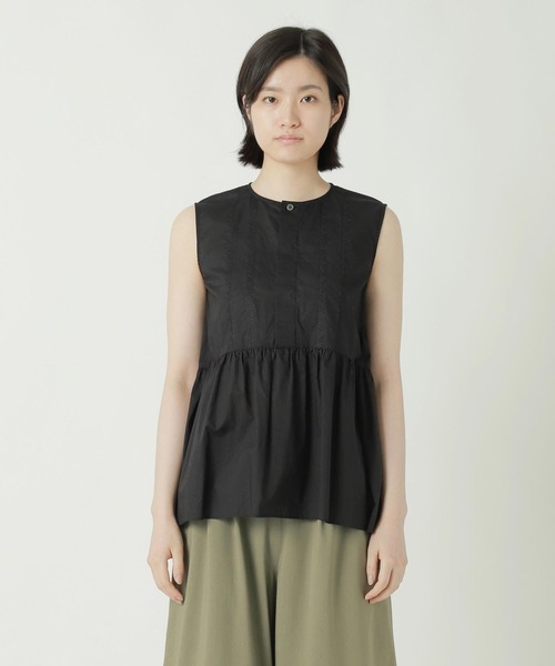 ZUCCa(ズッカ)の「TRIANGLE EMBROIDERY / ベスト(ベスト・レディース・ブラック・M size)」の5枚目の写真