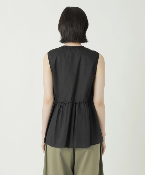 ZUCCa(ズッカ)の「TRIANGLE EMBROIDERY / ベスト(ベスト・レディース・ブラック・M size)」の3枚目の写真