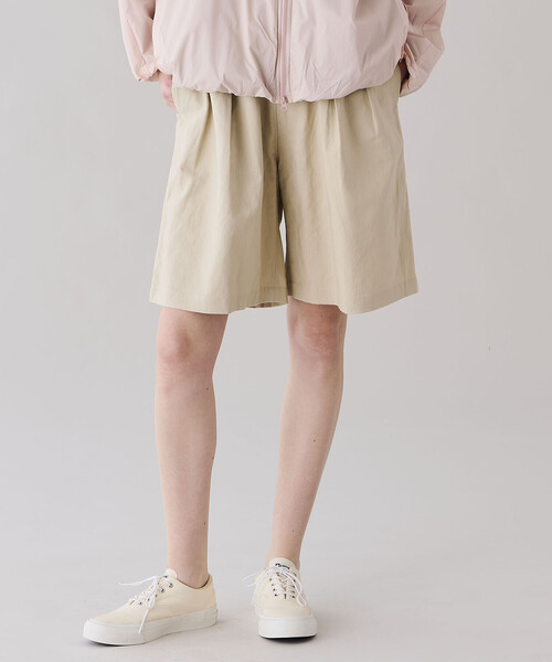 DANTON(ダントン)の「DANTON | 2タックショーツ WOMEN(その他パンツ・レディース・ベージュ/イエロー/ブラック・36/38)」の2枚目の写真