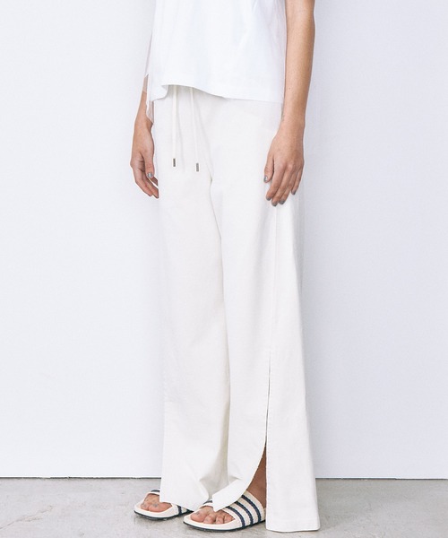 LE CIEL BLEU(ルシェルブルー)の「トラックパンツ / Track Pants(その他パンツ・レディース・ライトイエロー/ブラック/ホワイト・36/38/36S/38S)」の6枚目の写真