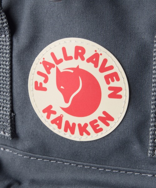 Fjallraven Kanken（フェールラーベンカンケン）の「FJALLRAVEN KANKEN SLING フェールラーベン ショルダーバッグ（ショルダーバッグ・レディース・グレー系1/ブラック/ミント/ネイビー/ダークグレー・FREE）」の13枚目の写真