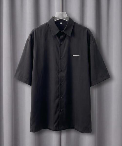 tk.TAKEO KIKUCHI(ティーケータケオキクチ)の「【26SSイチオシ!】オーバーとろみグラデーションプリントシャツ/レギュラーカラー/さらっとタッチ(シャツ/ブラウス・メンズ・ホワイト/グレー系/ネイビー系/ブラック/モスグリーン系・01/02/03)」の6枚目の写真