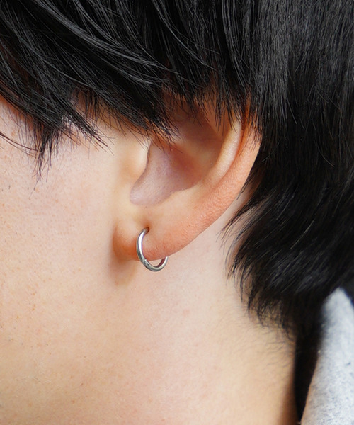 NILWAY(ニルウェイ)の「ステンレスフープピアス SILVER(ピアス(両耳用)・メンズ・シルバー系その他2/シルバー/シルバー系その他/シルバー系その他5/シルバー系その他3/シルバー系その他6/シルバー系その他4・FREE)」の5枚目の写真