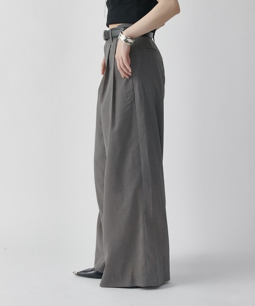 Lui's(ルイス)の「シアータックワイドパンツ(スラックス・レディース・ブラック/チャコールグレー・38/36)」の20枚目の写真